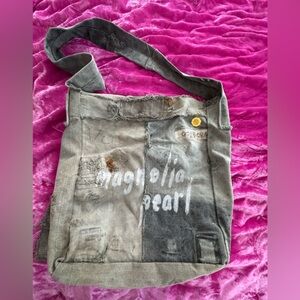 Magnolia Pearl Canvas Messenger bag